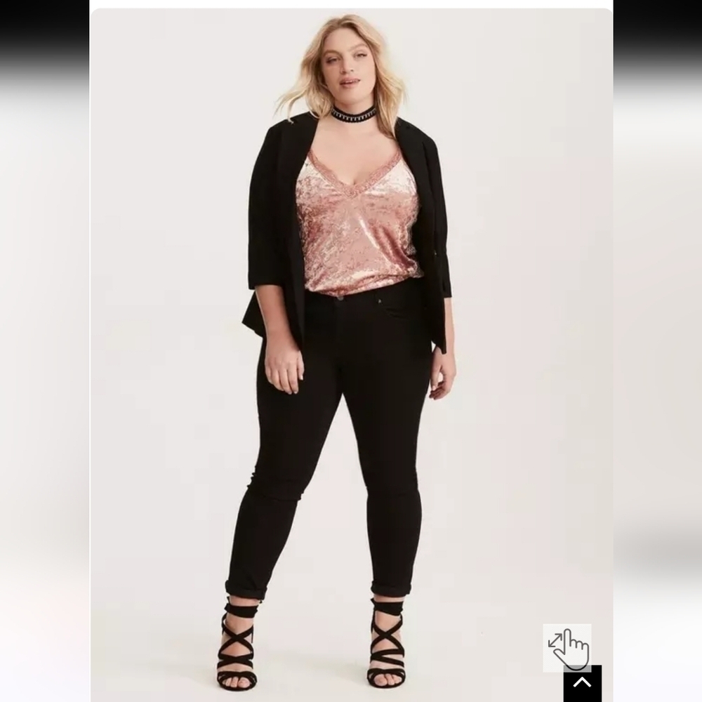 TORRID PINK VELVET LACE TRIM V-NECK CAMI SIZE 3X (22-24)